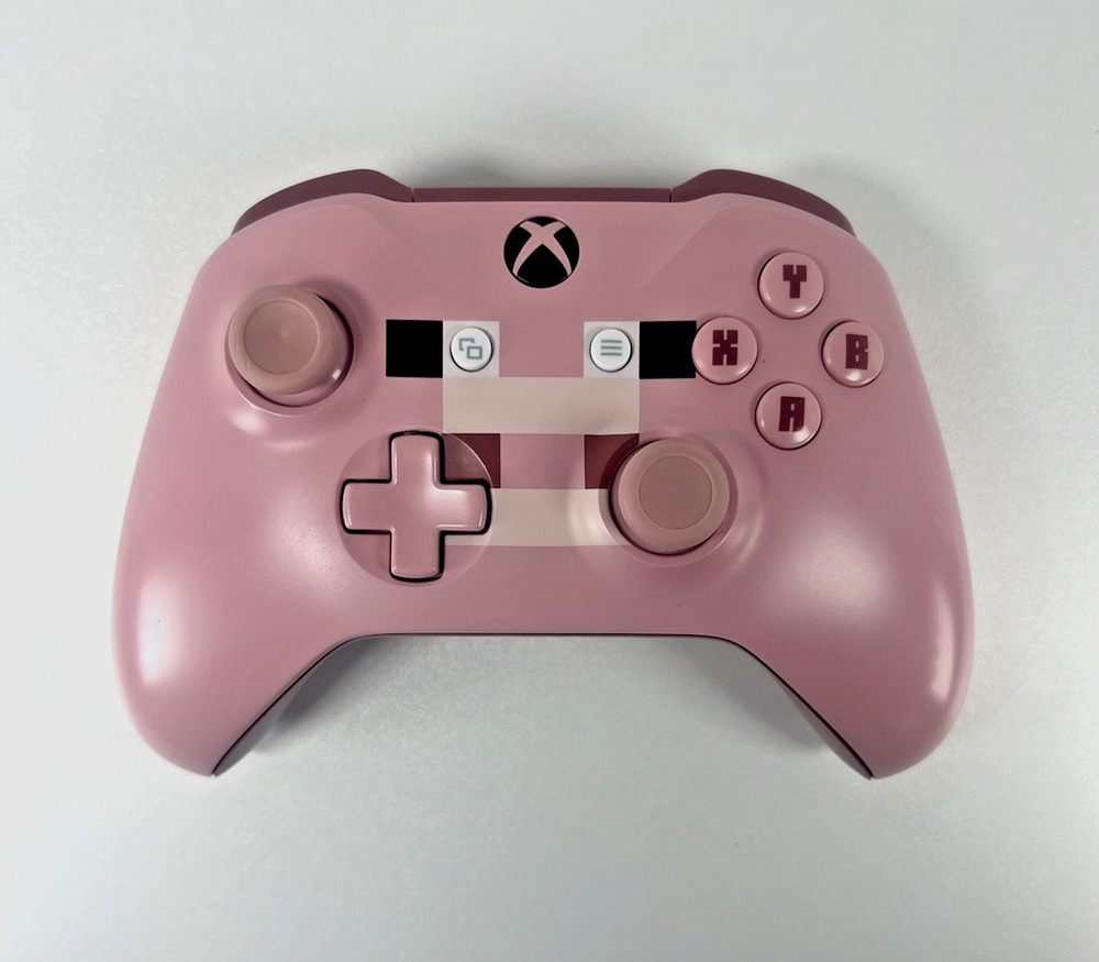 Minecraft Pig Edition XBOX ONE Controller Model 1708 Clean and Tested